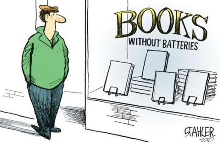 Books are not dead, books without batteries, amazon machete, kindle, ebooks, literature news, book news - HeadStuff.org