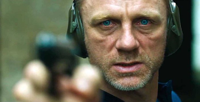 Daniel Craig as James Bond in Skyfall - headstuff.org
