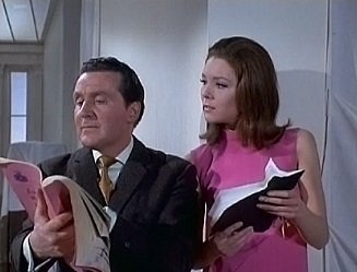 John Steed and Emma Peel were The Avengers on a TV series PUBLICITY PHOTO 