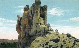 1920s picture of Teapot Rock in Wyoming - headstuff.org