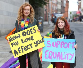 LGBT Protests for Marriage Equality - HeadStuff.org