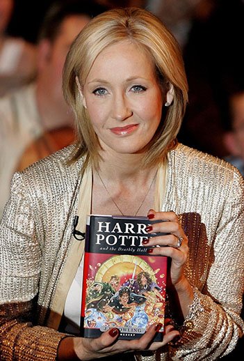 J.K. Rowling, Harry Potter and the Deathly Hallows