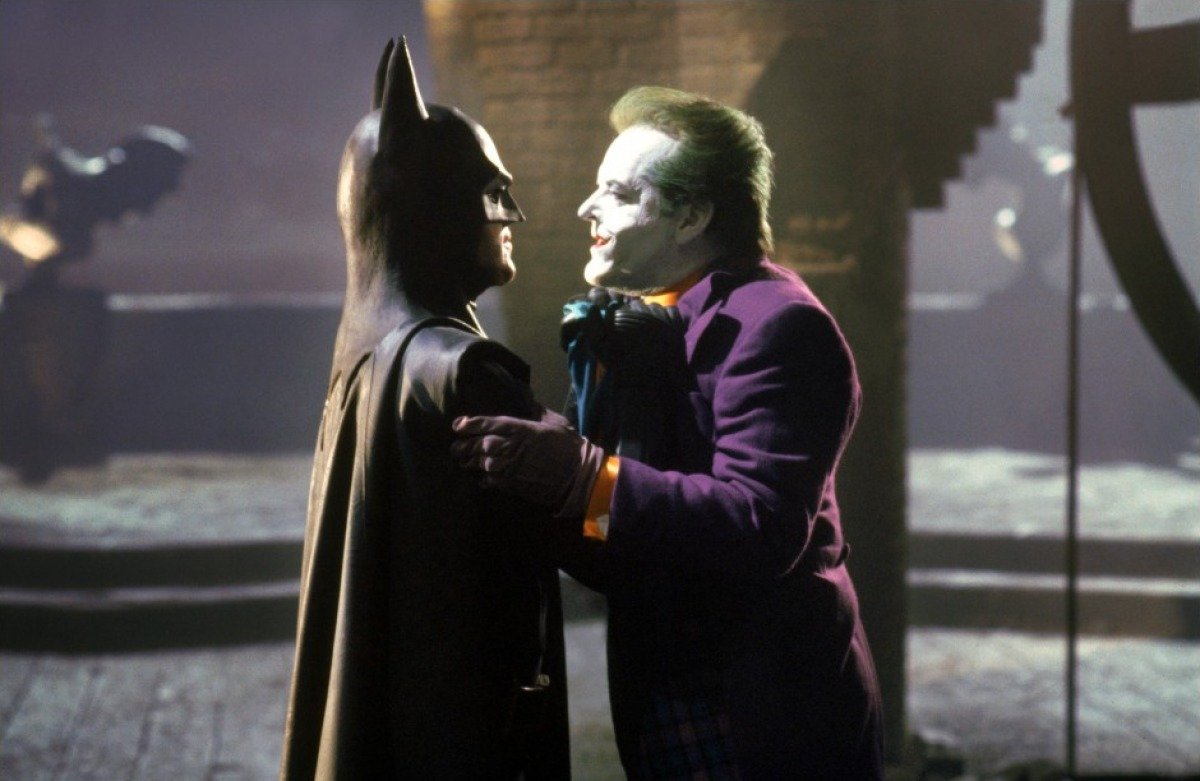Michael Keaton and Jack Nicholson in Tim Burton's Batman 1989 - HeadStuff.org