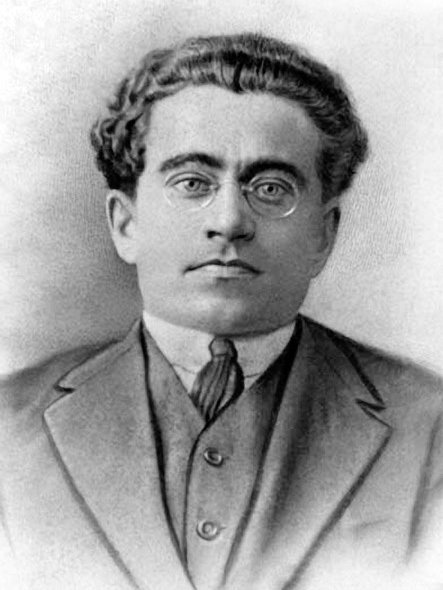 Antonio Gramsci pictured in 1922 - HeadStuff.org
