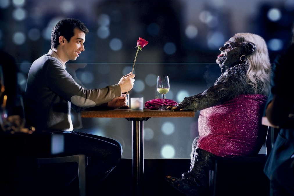 A still from Man Seeking Woman, the FXX show adapted from Rich's story collection.
