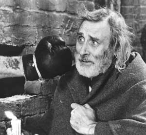 Spike Milligan as “The Great McGonagall” - headstuff.org