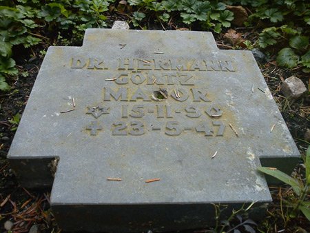 The grave of Hermann Goertz - headstuff.org