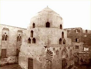Shajar al-Durr's mausoleum - headstuff.org