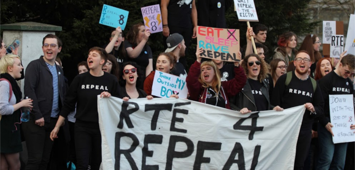 RTÉ 4 Repeal - HeadStuff.org