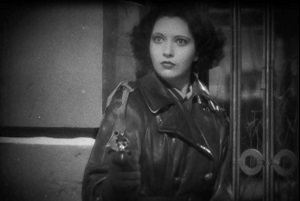 Kay Francis as Moura in “British Agent” - headstuff.org