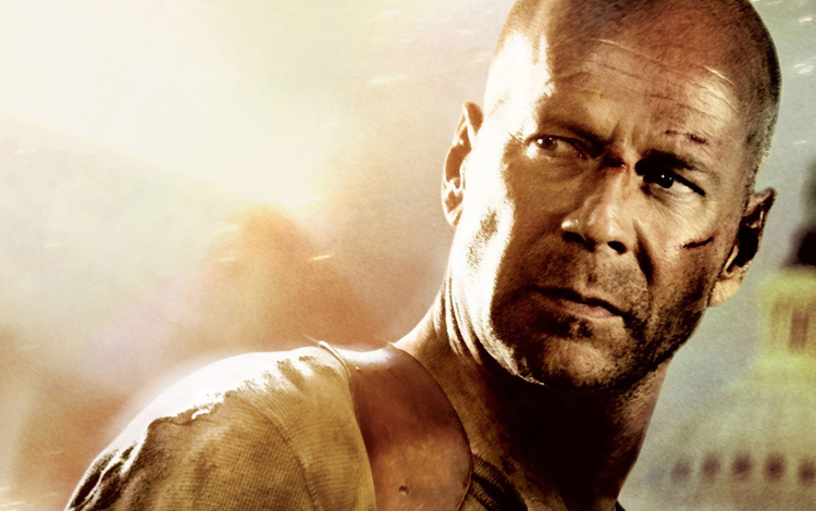 Bruce Willis in Die Hard 4.0 - HeadStuff.org