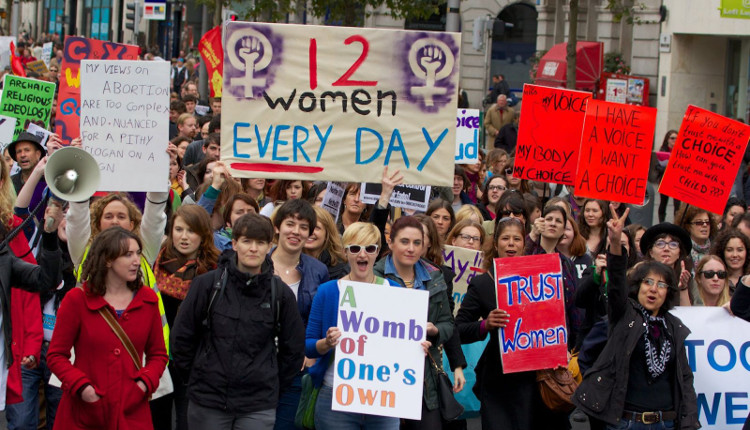 March for choice - HeadStuff.org