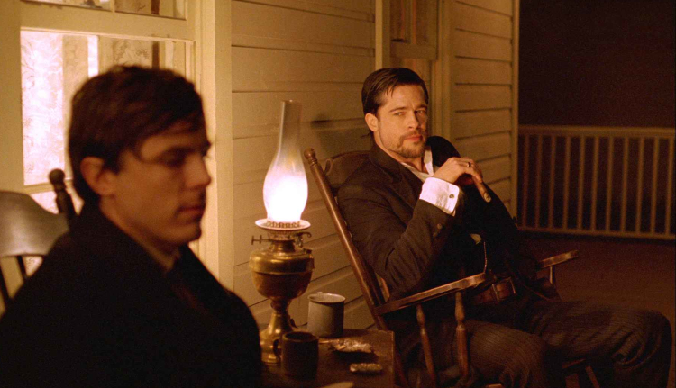 Casey Affleck and Brad Pitt in The Assassination of Jesse James by the Coward Robert Ford. - HeadStuff.org