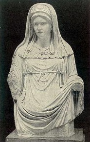 A Roman statue of a Vestal Virgin - headstuff.org