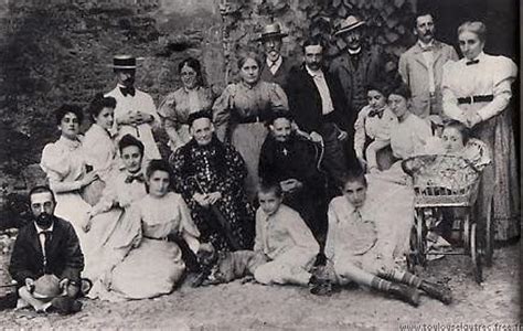 Henri de Toulouse Lautrec and his extended family - headstuff.org