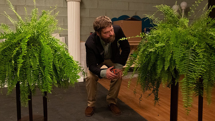between two ferns: the movie - headstuff.org